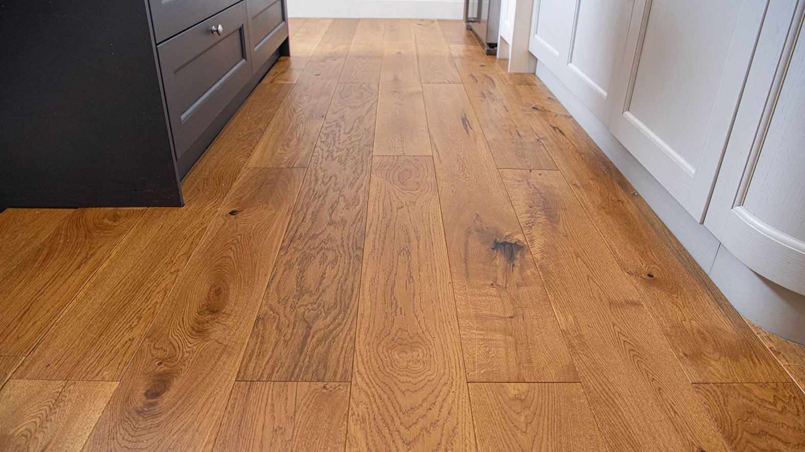 Warm Oak Engineered Wood Flooring